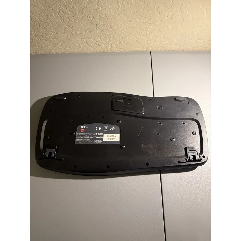 Logitech K350 Ergonomic Wireless Keyboard and Mouse (K350 / M710) Dongle Paired